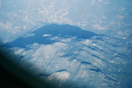 carbonatite outcrop Figure 16 - Aerial view of a large carbonatite plug outcrop on a peneplane (Central Angolan Plateau).