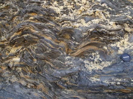 Crumbling of weathered material within Flysch shale (Furnas, Alentejo, Portugal).