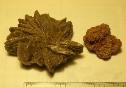 Figure 123 - desert rose crystals (Namibia).